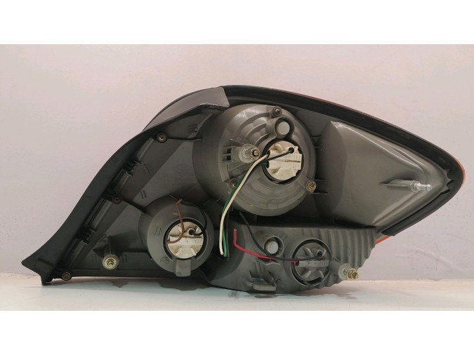 PILOTO TRASERO DERECHO HYUNDAI COUPE 2004