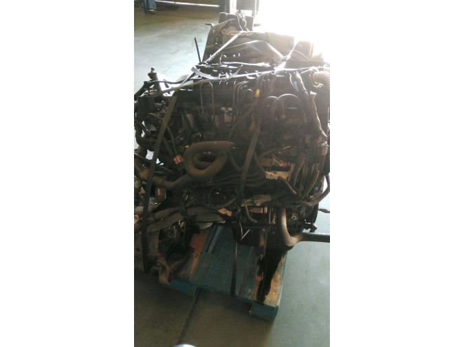 MOTOR CON ACCESORIOS Y CAJA DE CAMBIOS MAZDA 3 2007