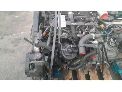 MOTOR CON ACCESORIOS Y CAJA DE CAMBIOS CITROEN XSARA 2004