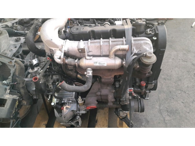 MOTOR CON ACCESORIOS Y CAJA DE CAMBIOS CITROEN XSARA 2004