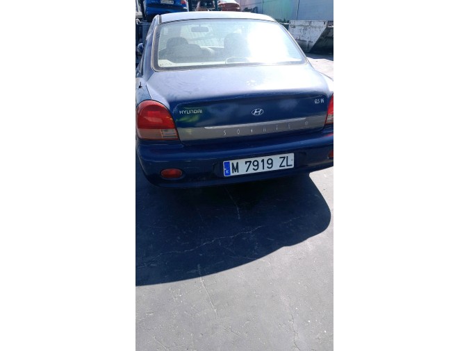 PARAGOLPES TRASERO HYUNDAI SONATA 2000