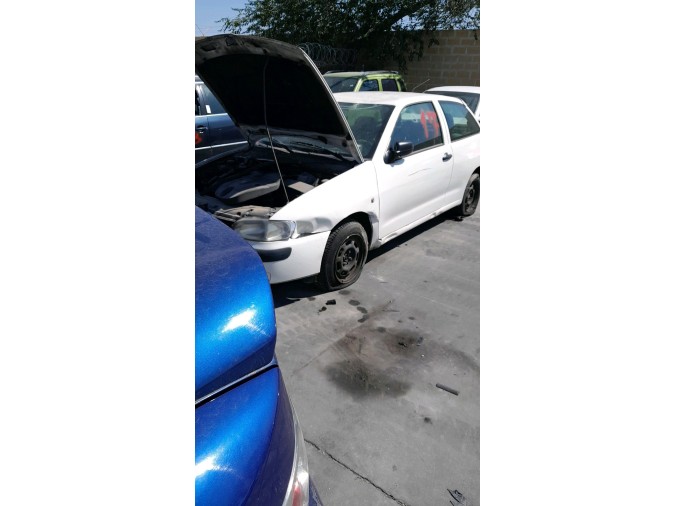 MANDO ELEVALUNAS DELANTERO DERECHO SEAT IBIZA 2001