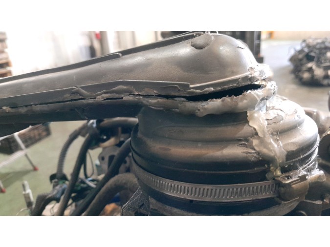 MOTOR CON ACCESORIOS Y CAJA DE CAMBIOS CITROEN C15 1996