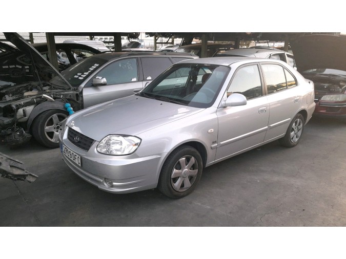 CAPOT HYUNDAI ACCENT 2004