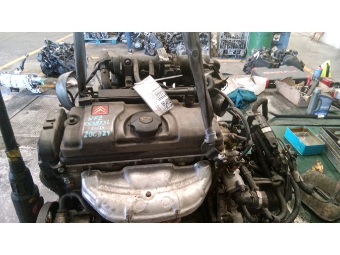 MOTOR CON ACCESORIOS Y CAJA DE CAMBIOS CITROEN XSARA 1999