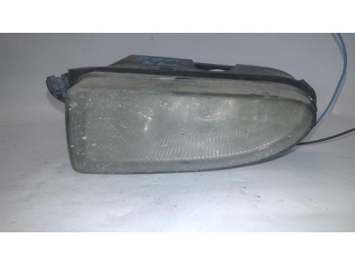 FARO ANTINIEBLA DELANTERO IZQUIERDO CHRYSLER PT CRUISER 2001