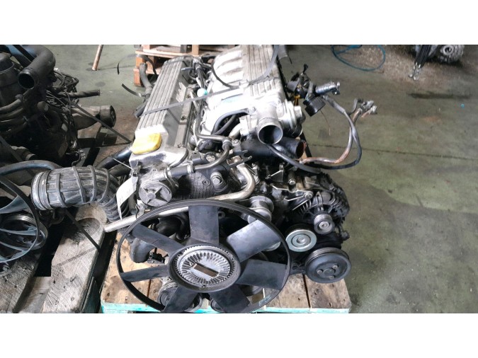 MOTOR CON ACCESORIOS Y CAJA DE CAMBIOS OPEL OMEGA 1995