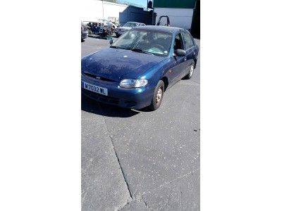 PILOTO MATRÍCULA IZQUIERDO HYUNDAI ACCENT 1998
