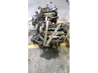 MOTOR CON ACCESORIOS Y CAJA DE CAMBIOS CITROEN C5 2003