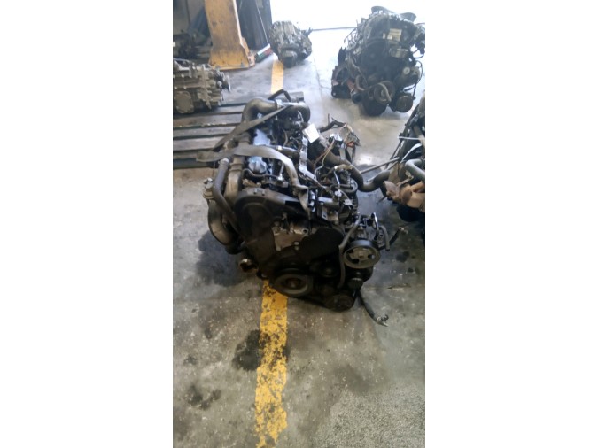 MOTOR CON ACCESORIOS Y CAJA DE CAMBIOS CITROEN C5 2003
