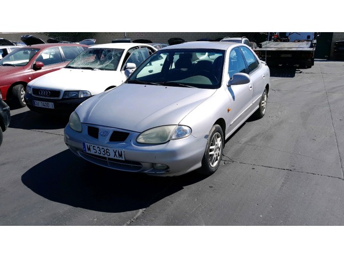 MANDO ELEVALUNAS TRASERO IZQUIERDO HYUNDAI LANTRA 1999