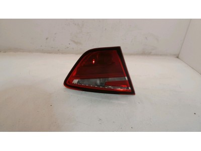 PILOTO TRASERO IZQUIERDO INTERIOR SEAT TOLEDO 2016