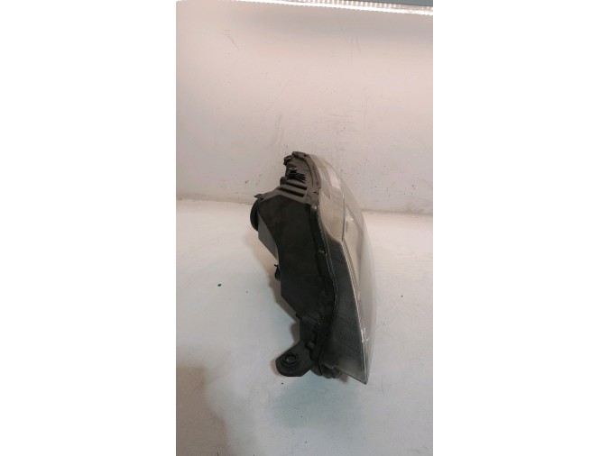 FARO DELANTERO IZQUIERDO SEAT TOLEDO 2016