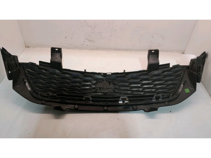 REJILLA DELANTERA SEAT TOLEDO 2016
