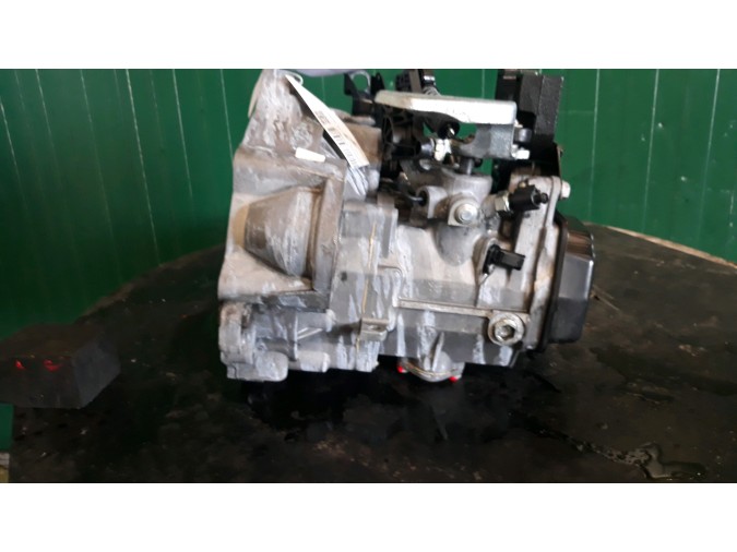 CAJA CAMBIOS SEAT TOLEDO 2016