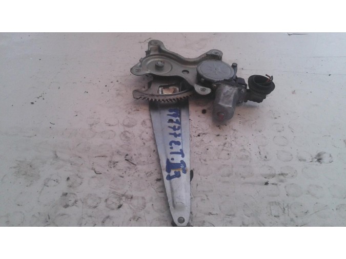 ELEVALUNAS DELANTERO DERECHO AUDI Q5 2008