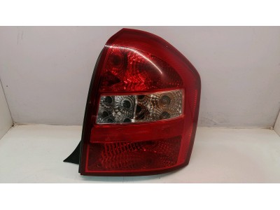 PILOTO TRASERO DERECHO KIA CERATO 2007