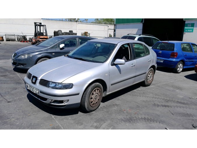 MANDO ELEVALUNAS DELANTERO DERECHO SEAT LEON 2000