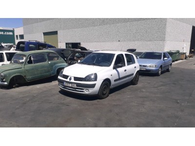 PARAGOLPES DELANTERO RENAULT CLIO 2001