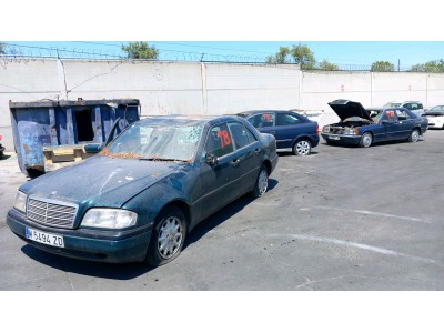 PUERTA DELANTERA IZQUIERDA MERCEDES C 220 1995