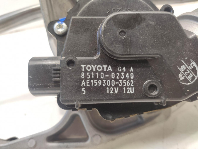 MOTOR LIMPIAPARABRISAS DELANTERO TOYOTA AURIS 2018