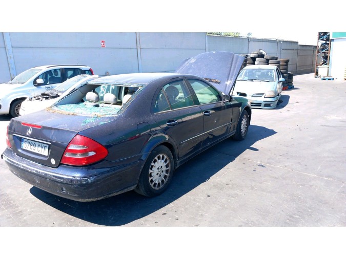 Radiador de Agua MERCEDES E 240 2004