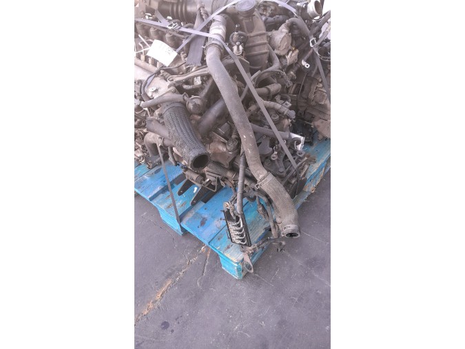 MOTOR CON ACCESORIOS SIN CAJA DE CAMBIOS HYUNDAI MATRIX 2005