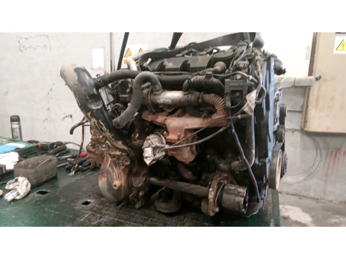 MOTOR CON ACCESORIOS Y CAJA DE CAMBIOS PEUGEOT 307 2005