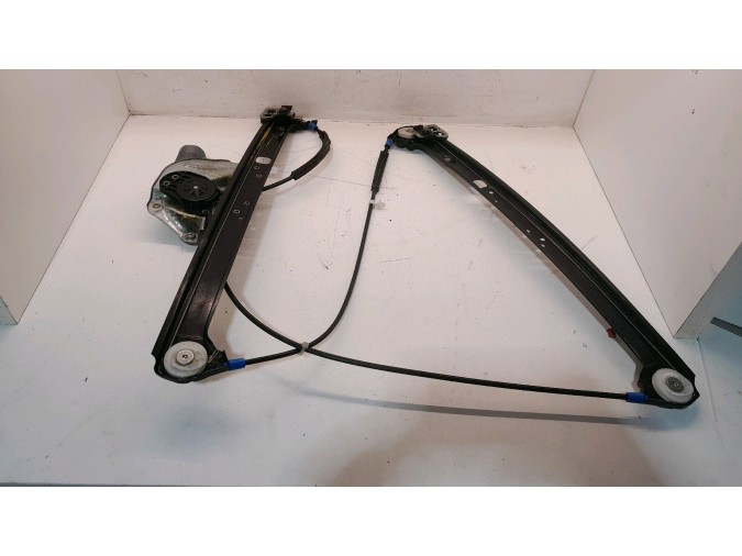 ELEVALUNAS DELANTERO DERECHO BMW X5 2004
