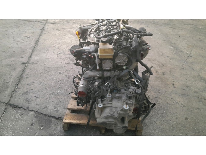 MOTOR CON ACCESORIOS Y CAJA DE CAMBIOS MAZDA 6 2003