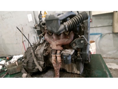 MOTOR CON ACCESORIOS Y CAJA DE CAMBIOS FORD COURIER