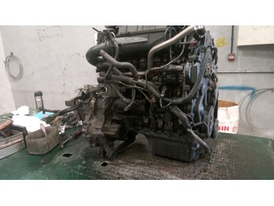 MOTOR CON ACCESORIOS Y CAJA DE CAMBIOS CITROEN C3 2004