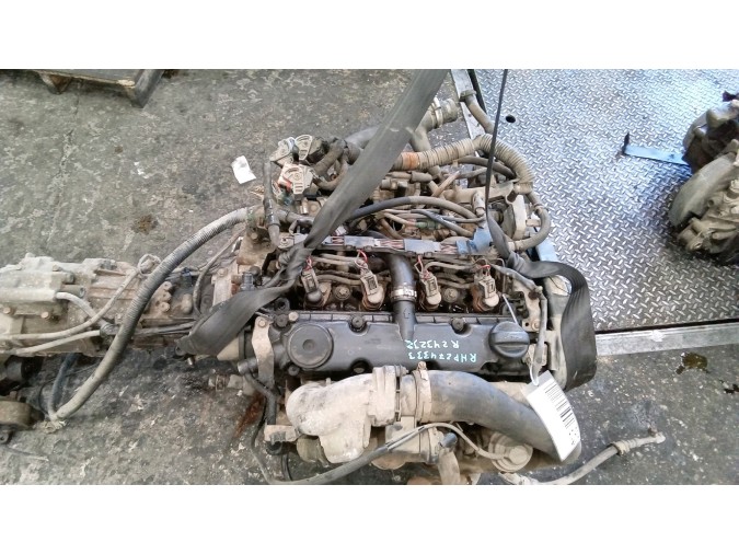 MOTOR CON ACCESORIOS Y CAJA DE CAMBIOS SUZUKI VITARA