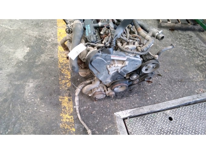 MOTOR CON ACCESORIOS Y CAJA DE CAMBIOS SUZUKI VITARA