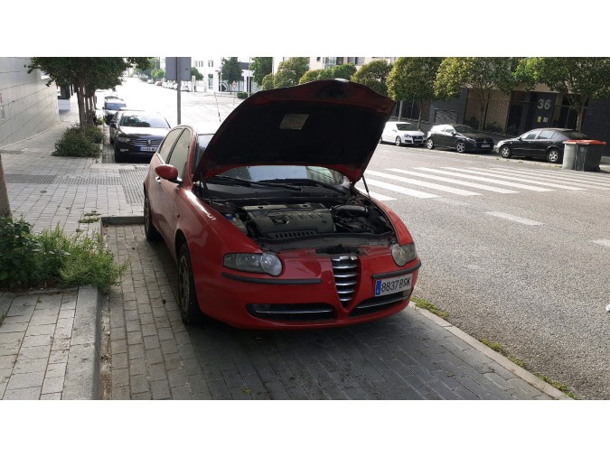 PILOTO PORTON DERECHO ALFA ROMEO 147 2002