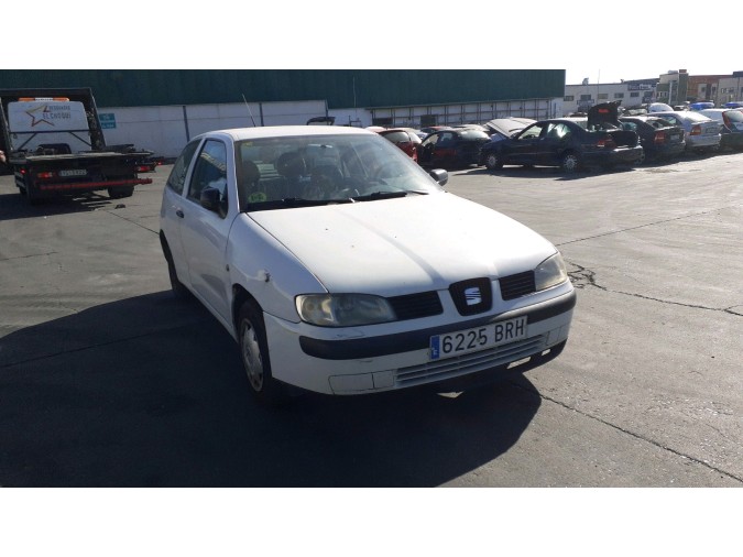 Parachoques delantero SEAT IBIZA 2001
