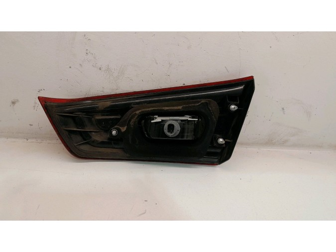 PILOTO TRASERO IZQUIERDO INTERIOR MITSUBISHI ASX 2011