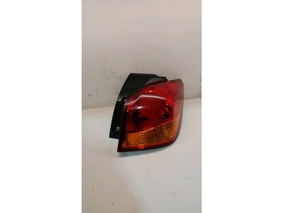 PILOTO TRASERO DERECHO EXTERIOR MITSUBISHI ASX 2011