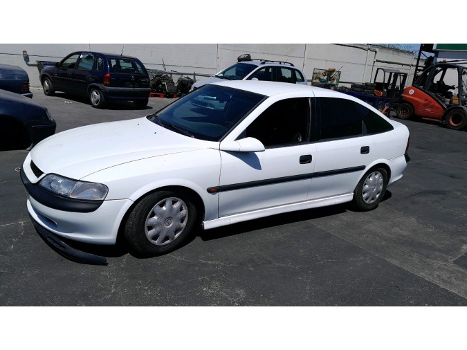 Radiador motor OPEL VECTRA 1997