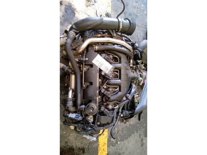 MOTOR CON ACCESORIOS SIN CAJA DE CAMBIOS CITROEN C5 2006