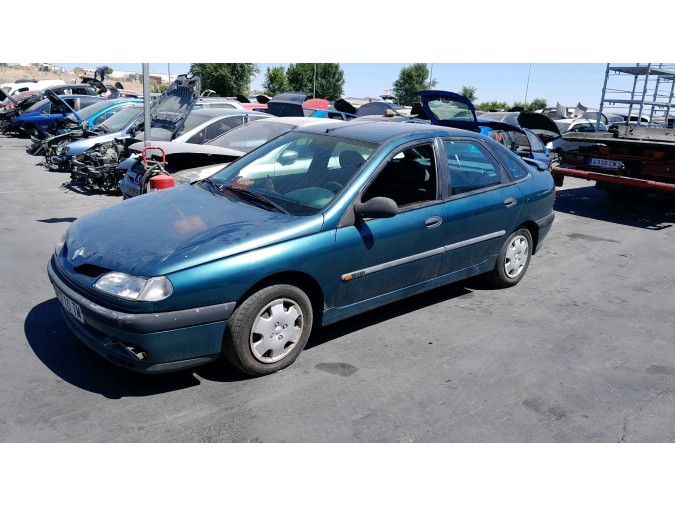 Radiador motor RENAULT LAGUNA 1996