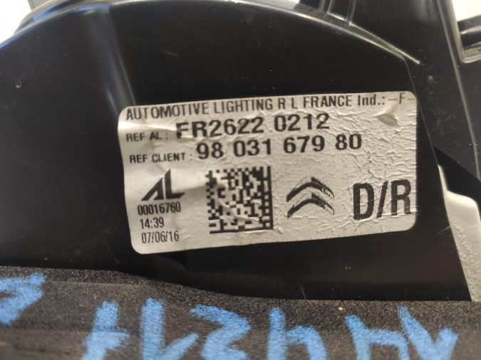 PILOTO TRASERO DERECHO DS DS5 2016