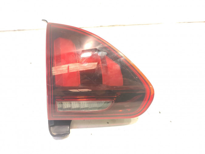 PILOTO TRASERO IZQUIERDO INTERIOR PEUGEOT 2008 2019