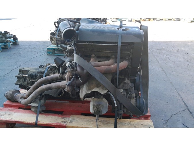 MOTOR CON ACCESORIOS Y CAJA DE CAMBIOS VOLKSWAGEN PASSAT 1999