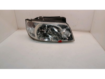 FARO DELANTERO DERECHO HYUNDAI MATRIX 2003
