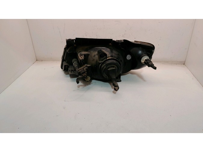 FARO DELANTERO DERECHO HYUNDAI MATRIX 2003