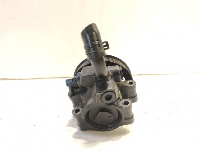 BOMBA SERVODIRECCION FORD FOCUS 2001