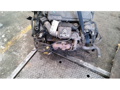 MOTOR CON ACCESORIOS SIN CAJA DE CAMBIOS CITROEN C3 2004