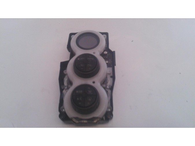 MANDO CALEFACCIÓN TOYOTA YARIS 2010