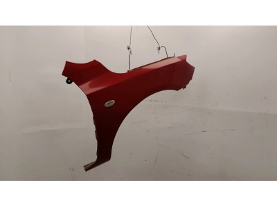 ALETA DELANTERA DERECHA MAZDA 3 GRANATE 2005